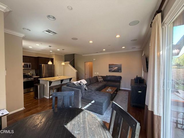 2967 Palmera Lane, Simi Valley, CA 93065