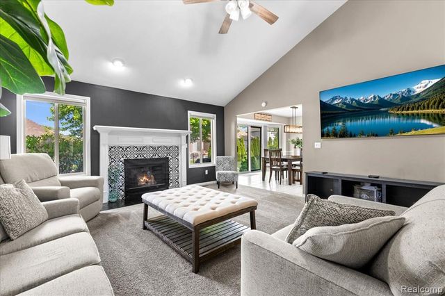 51965 Sequoya Drive, Macomb, MI 48042