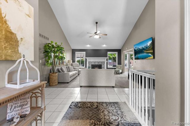 51965 Sequoya Drive, Macomb, MI 48042