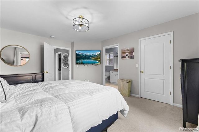 51965 Sequoya Drive, Macomb, MI 48042