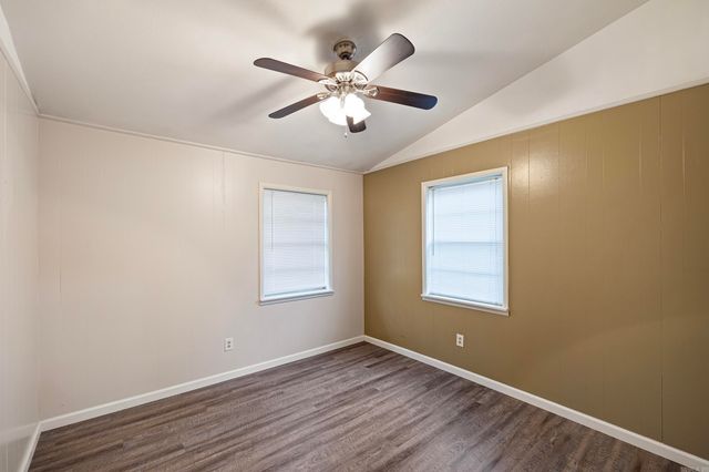 821 Parker Road, Russellville, AR 72801