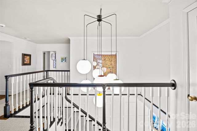 3815 Foxcroft Road, Charlotte, NC 28211