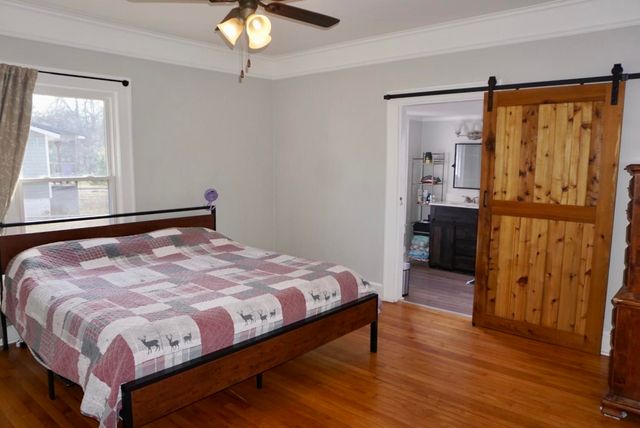 208 Hill Street, Wellford, SC 29385