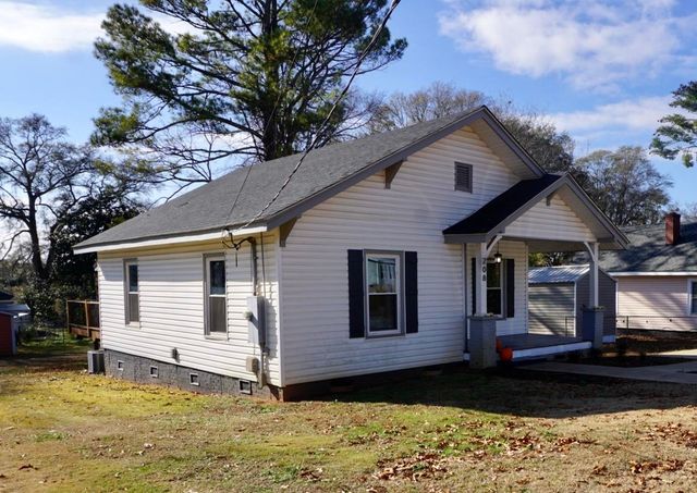 208 Hill Street, Wellford, SC 29385