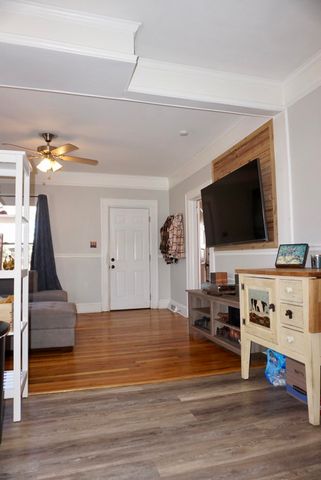 208 Hill Street, Wellford, SC 29385