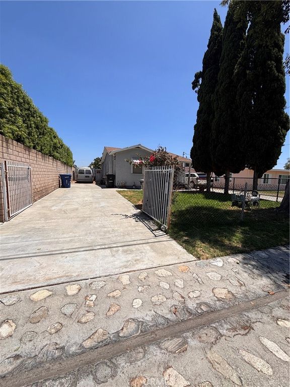 8286 Gay, Cypress, CA 90630 — photo 2