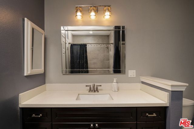 1711 Grismer Avenue 72, Burbank, CA 91504