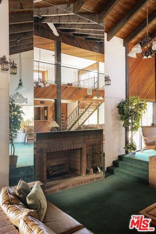 1711 Grismer Avenue 72, Burbank, CA 91504