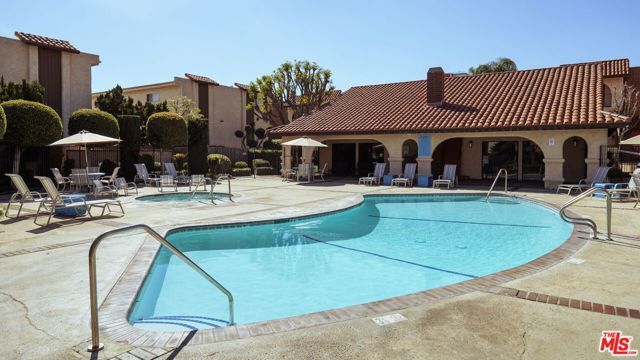 1711 Grismer Avenue 72, Burbank, CA 91504