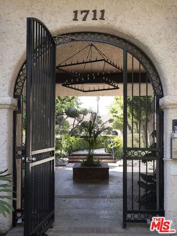 1711 Grismer Avenue 72, Burbank, CA 91504