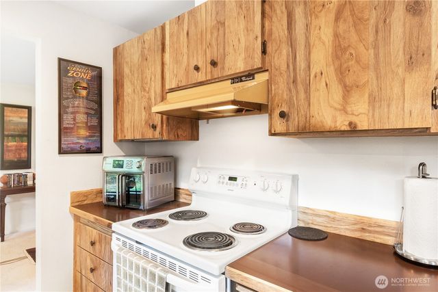 230 222nd Avenue NE, Sammamish, WA 98074