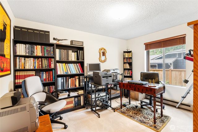 230 222nd Avenue NE, Sammamish, WA 98074