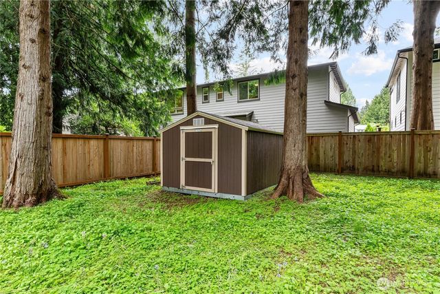 230 222nd Avenue NE, Sammamish, WA 98074