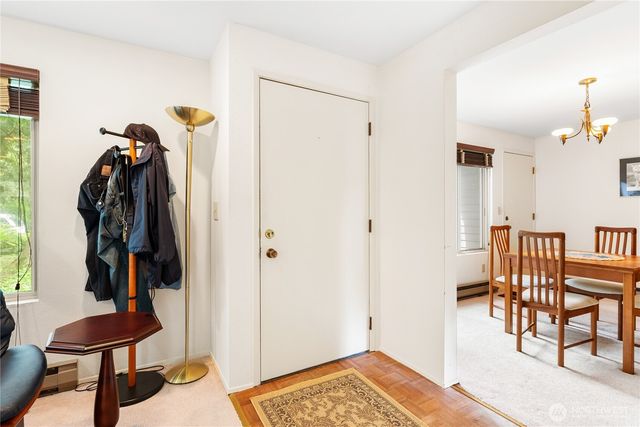 230 222nd Avenue NE, Sammamish, WA 98074