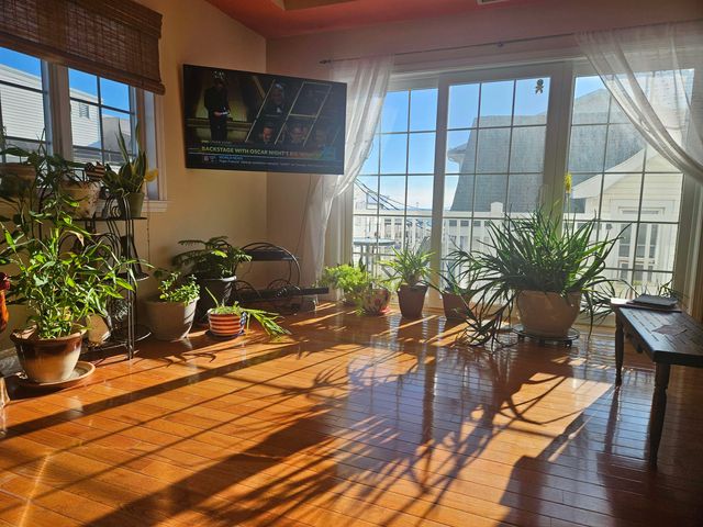7 F St Unit 3, Hampton, NH 03842