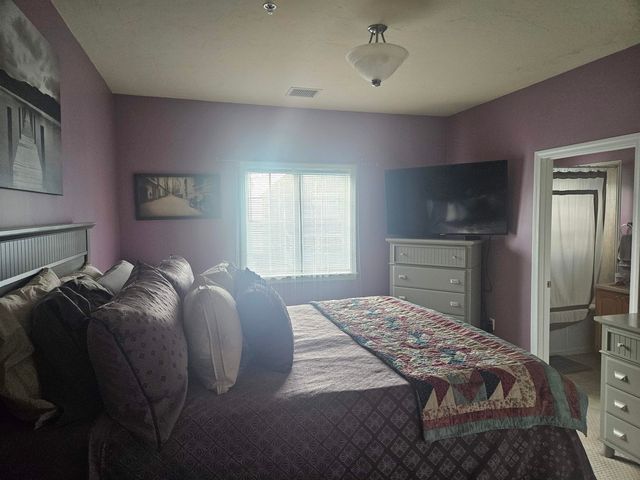 7 F St Unit 3, Hampton, NH 03842