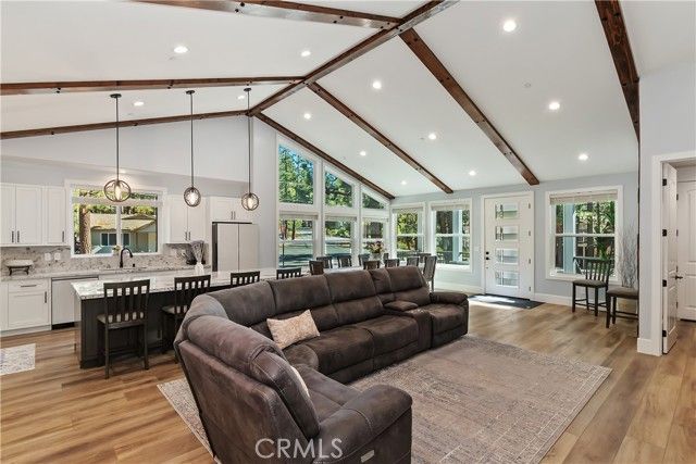 610 Blue Jay, Big Bear Lake, CA 92315