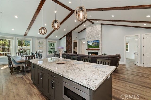 610 Blue Jay, Big Bear Lake, CA 92315