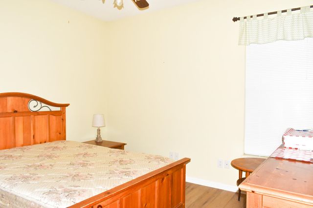 1670 Sedgefield Dr., Murrells Inlet, SC 29576