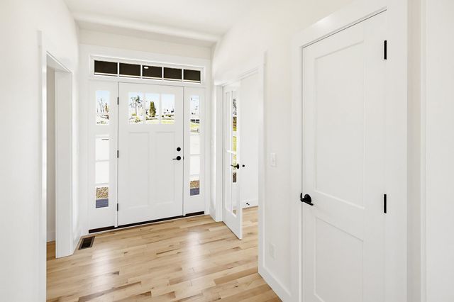 244 Oak Street, Dover, NH 03820