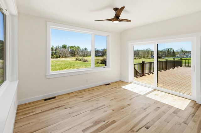 244 Oak Street, Dover, NH 03820