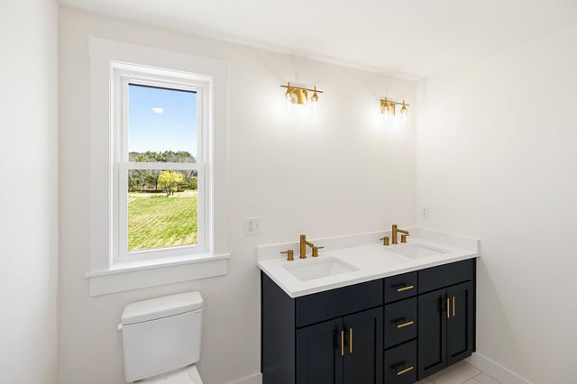 244 Oak Street, Dover, NH 03820