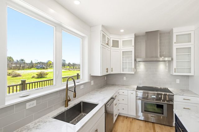 244 Oak Street, Dover, NH 03820