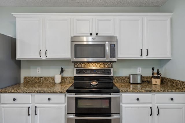 1602 Lewis Cir, Murfreesboro, TN 37129