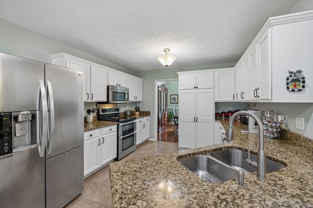 1602 Lewis Cir, Murfreesboro, TN 37129