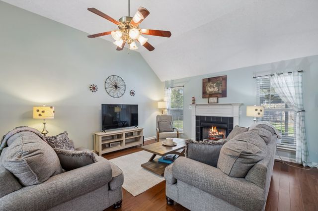 1602 Lewis Cir, Murfreesboro, TN 37129