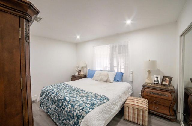 73330 Linda Circle, Palm Desert, CA 92260