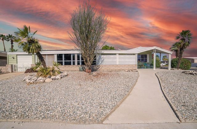 73330 Linda Circle, Palm Desert, CA 92260