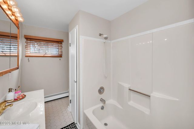 7 Patterson Street, Red Bank, NJ 07701