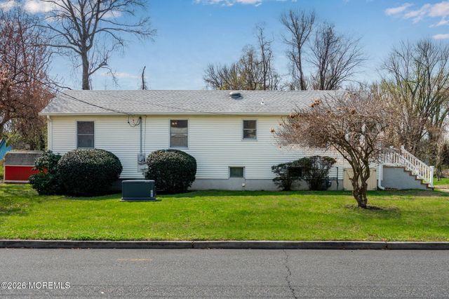 7 Patterson Street, Red Bank, NJ 07701