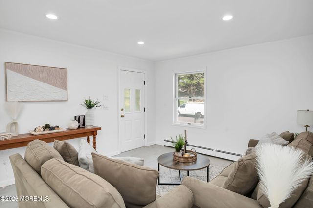 7 Patterson Street, Red Bank, NJ 07701