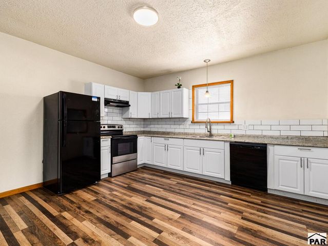 1419 E 3rd St, Pueblo, CO 81001