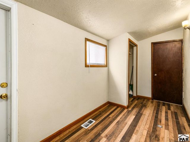 1419 E 3rd St, Pueblo, CO 81001
