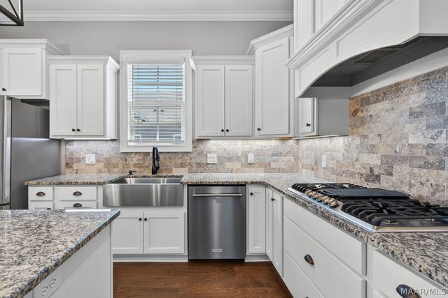 111 Forest Glen Drive, Pike Road, AL 36064