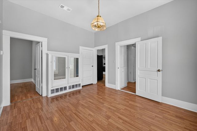 419 N Grand Avenue B, Sherman, TX 75090