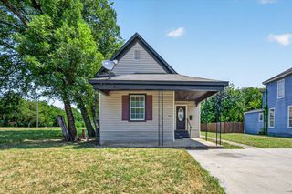 419 N Grand Avenue B, Sherman, TX 75090