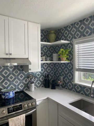 607 N L Street 2, Lake Worth Beach, FL 33460
