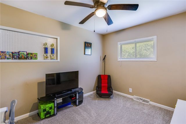 2379 Clyde Street, Poland, OH 44514