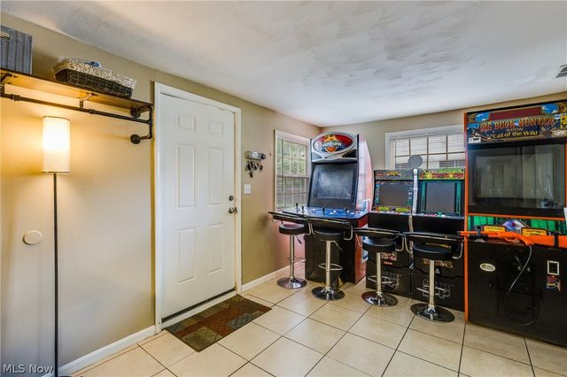 2379 Clyde Street, Poland, OH 44514