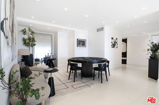 10724 Wilshire Boulevard 1210, Los Angeles, CA 90024