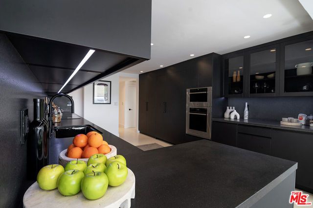 10724 Wilshire Boulevard 1210, Los Angeles, CA 90024