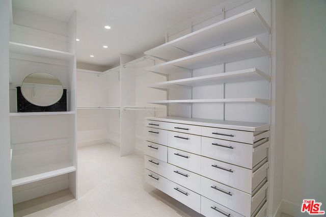 10724 Wilshire Boulevard 1210, Los Angeles, CA 90024