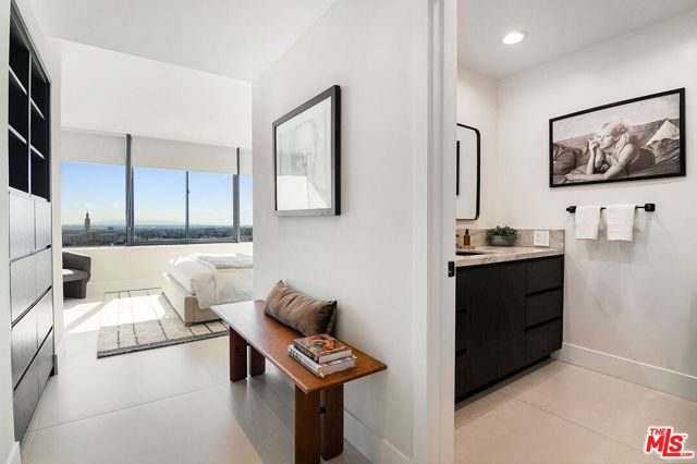 10724 Wilshire Boulevard 1210, Los Angeles, CA 90024