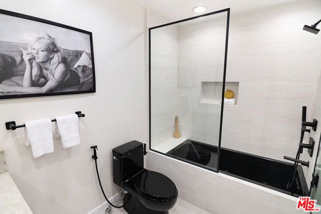 10724 Wilshire Boulevard 1210, Los Angeles, CA 90024