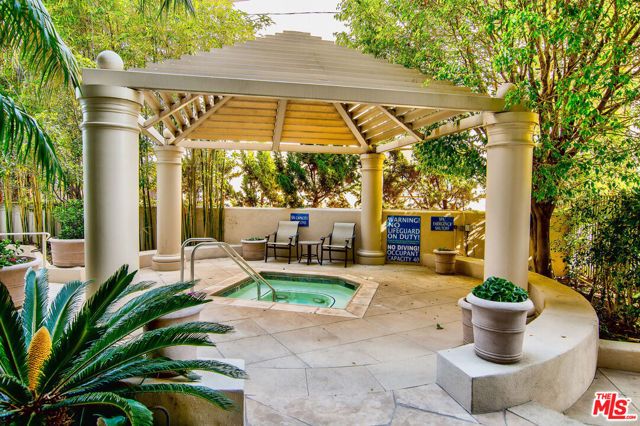 10724 Wilshire Boulevard 1210, Los Angeles, CA 90024