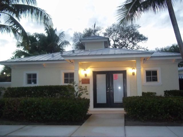 3926 Sabal Way, Fort Pierce, FL 34981